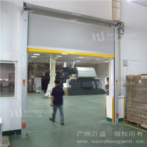 定做快速卷簾門產品